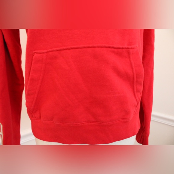 Washington Capitals Hockey Red Embordered Hoodie Sweatshirt Size M - Picture 8 of 16